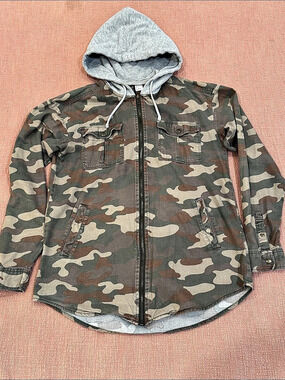 Camouflage Utility Jacket with Hood Green & Brown size 2 women’s